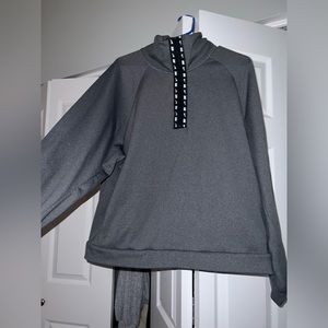 Nike Pullover Fleece. Grey. Size Large.